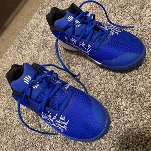 Kyrie Irvin | Nike Basketball Sneakers for Boys 🚨